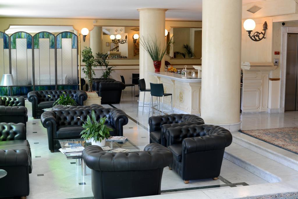 Hotel Goya Forte dei Marmi Bagian luar foto